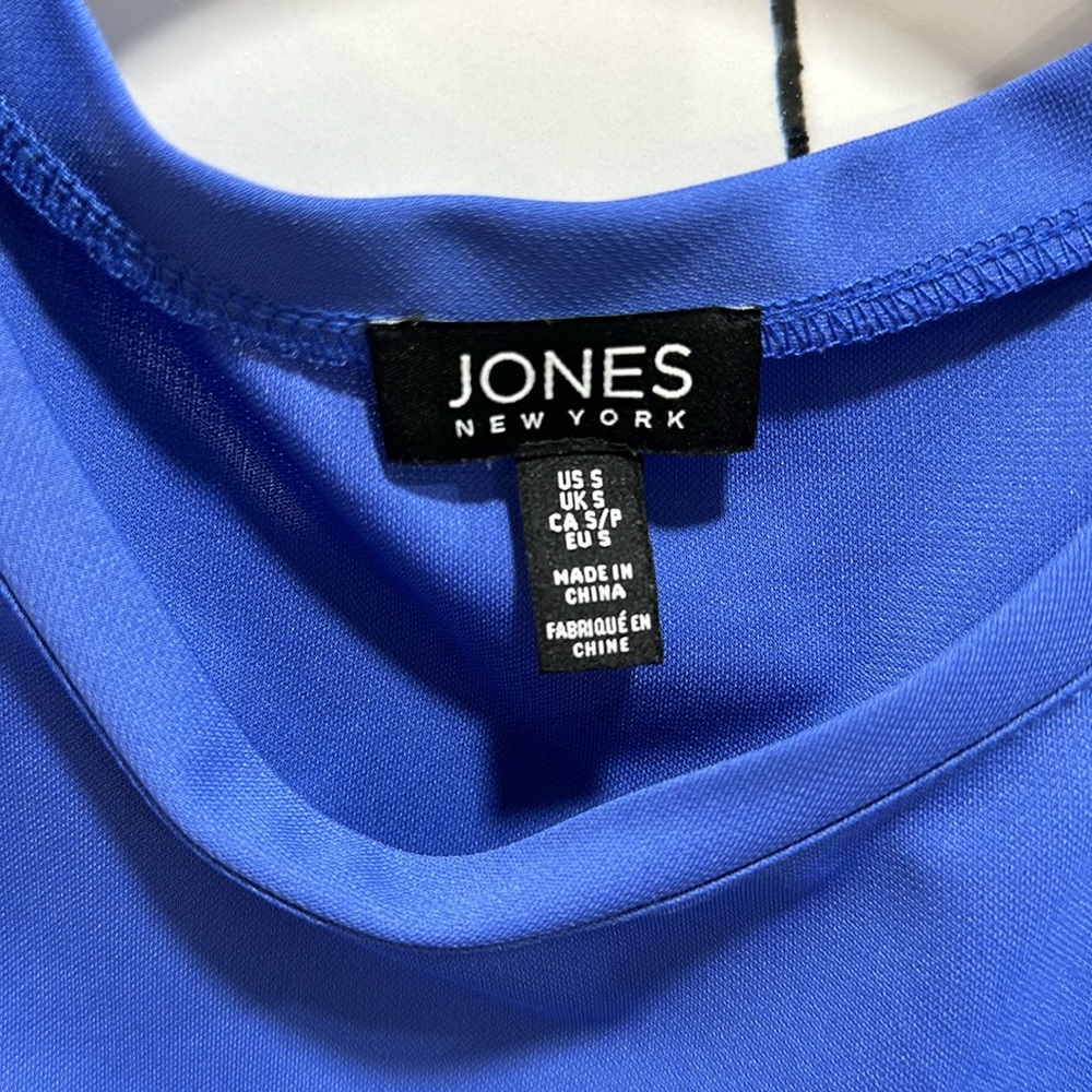 Top - Picture 4 of 4